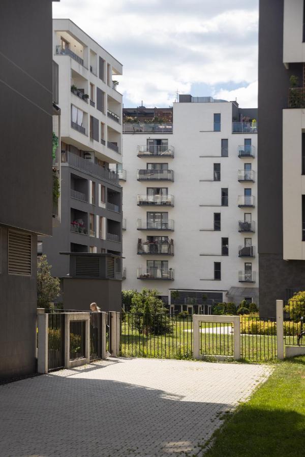 Unique Apt Eve - Free Garage Красков Екстериор снимка